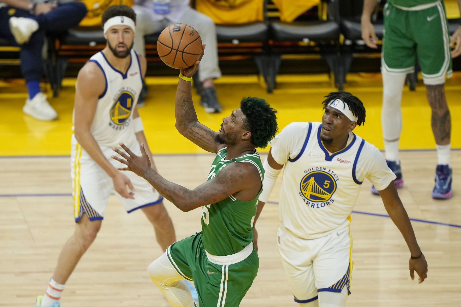 The Golden State Warriors allowed the Celtics to make 51.2 percent of their 3-pointers in Game 1. [Image source: Getty Images]
