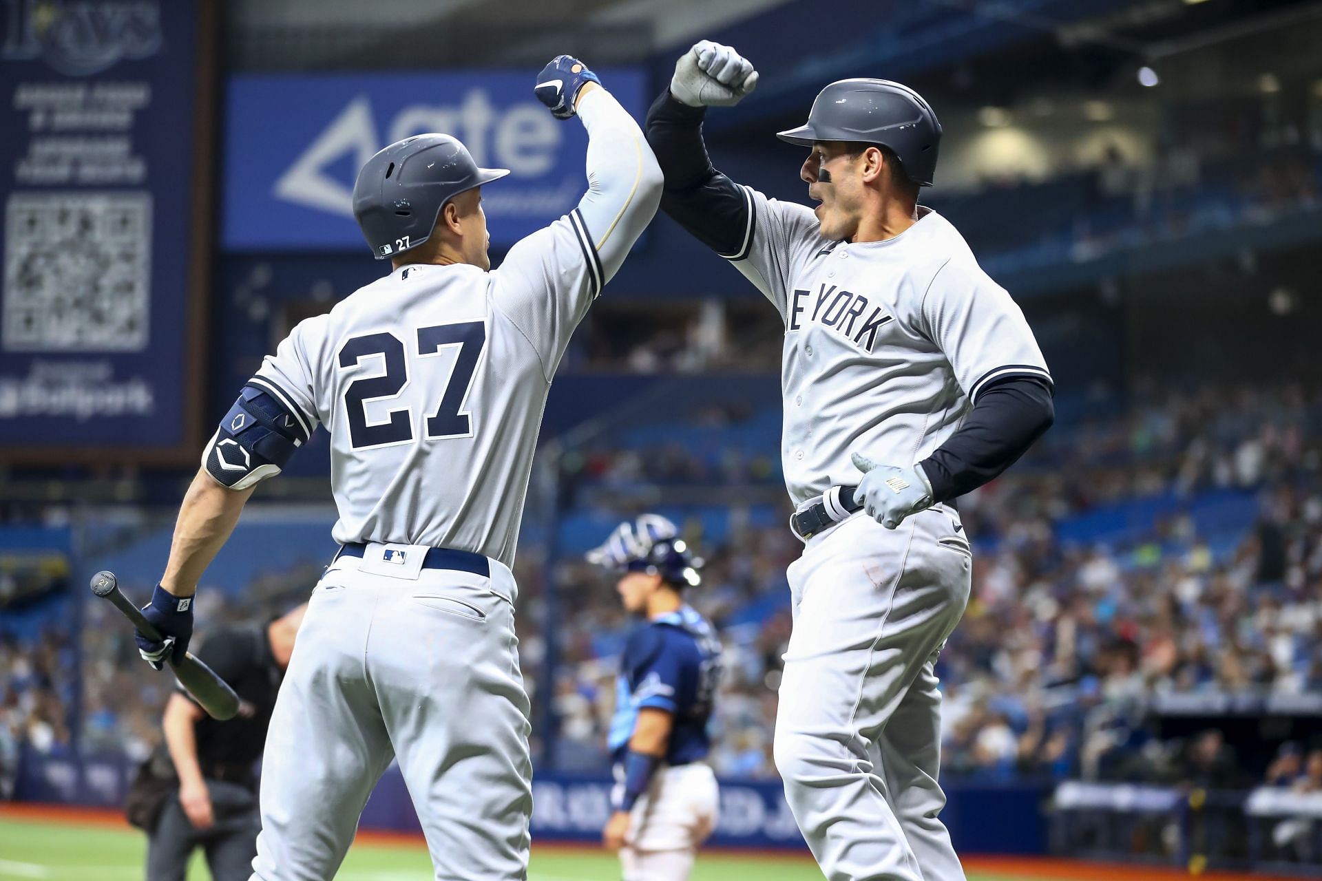 New York Yankees' Anthony Rizzo hits a solo home run off Toronto