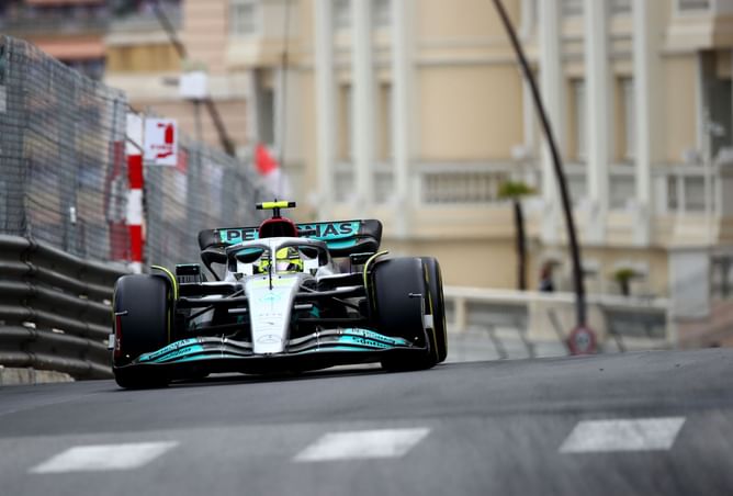 "We need to find out what’s wrong with this car before we can make another car" - Lewis Hamilton warns Mercedes over shifting focus to 2023 F1 car