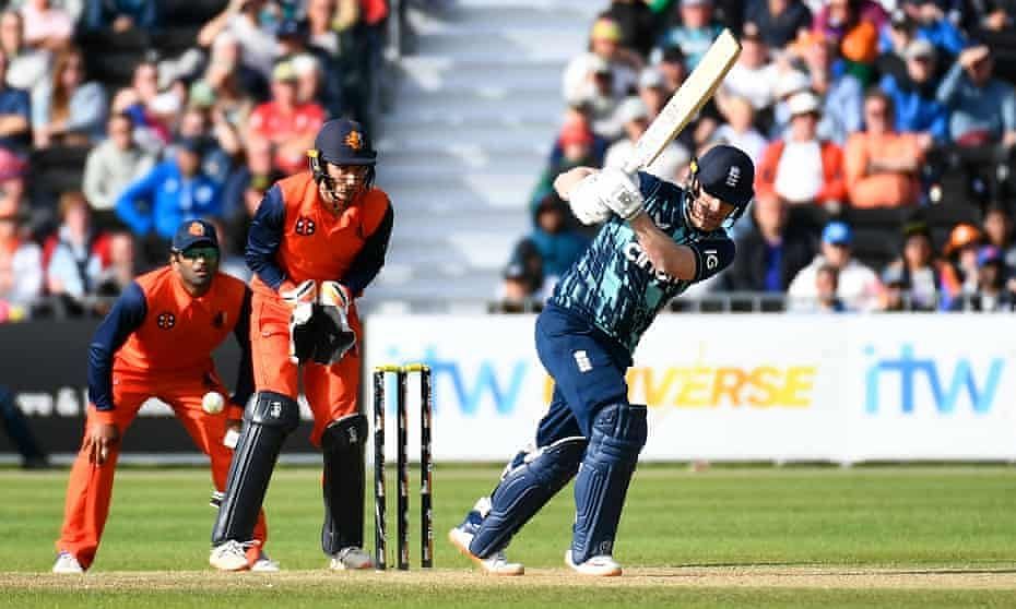 नीदरलैंड्स के खिलाफ वनडे मैच के दौरान इयोन मोर्गन 