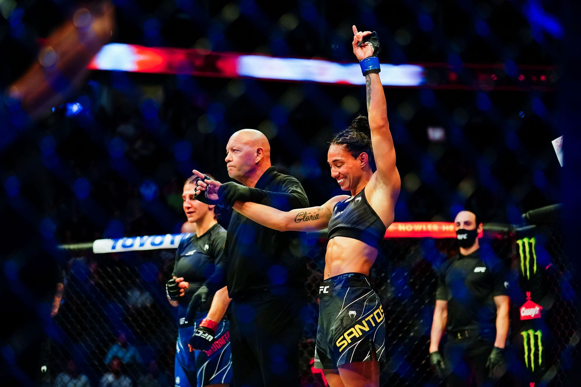 If Taila Santos beats Valentina Shevchenko, it will be one of the biggest upsets of all time