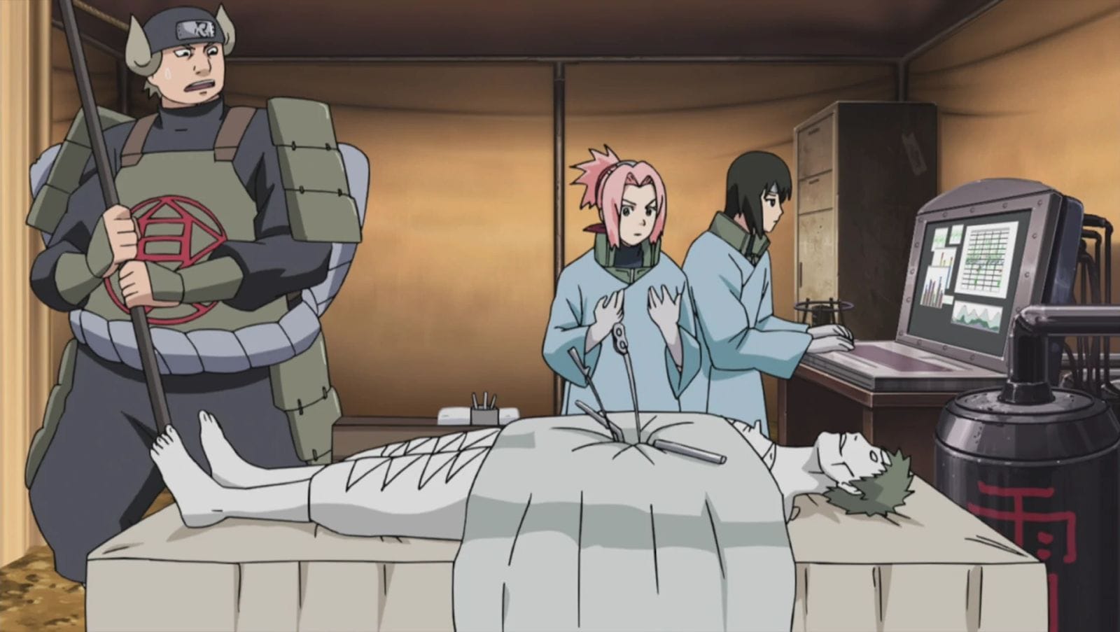 When does Naruto join the war?