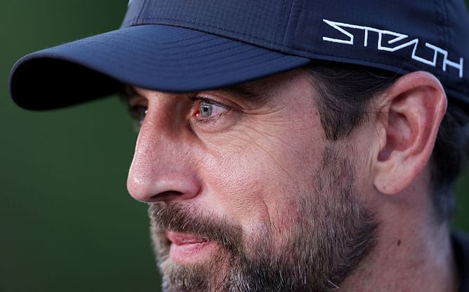"Aaron Rodgers can't play a golf match without stirring up some drama" - NFL analyst has strong stance on comments from Packers QB after The Match
