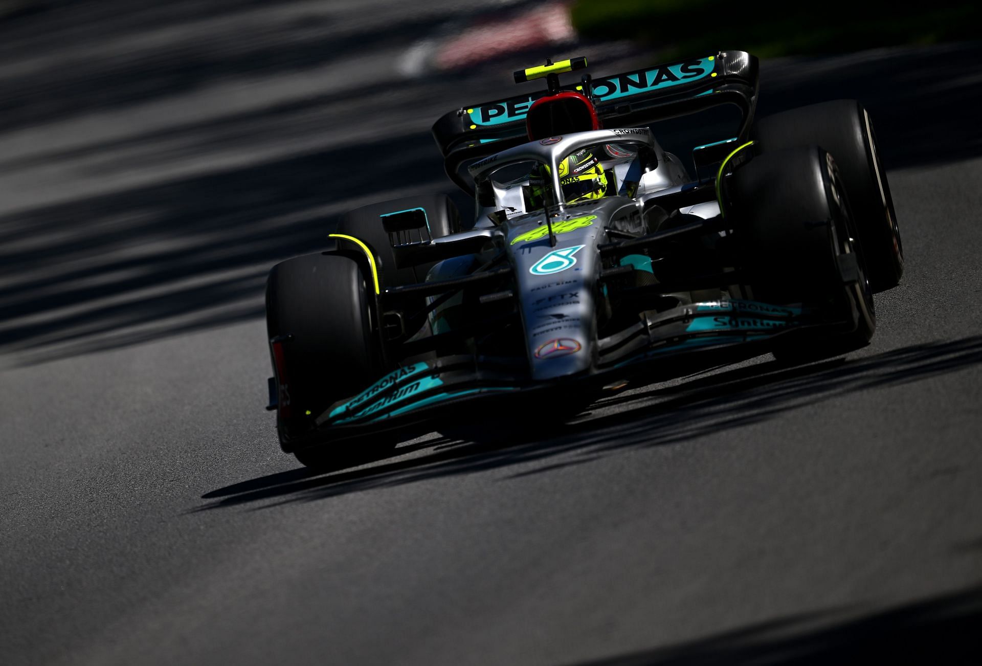 Mercedes driver Lewis Hamilton in action during the 2022 F1 Canadian GP (Photo by Clive Mason/Getty Images)