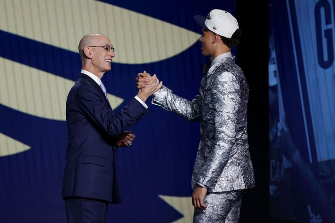 "Does anyone know a cool Australian way to say f**k yeah", "Pelicans need to draft Shaq son with their last pick to piss the Lakers off" - Fans post hysterical reactions after New Orleans Pelicans pick Dyson Daniels with No. 8 pick in the draft