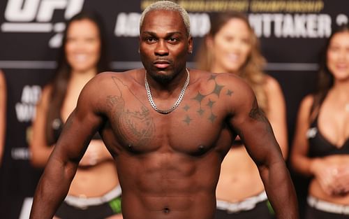 UFC 271 Weigh-ins, Derek Brunson (centre)