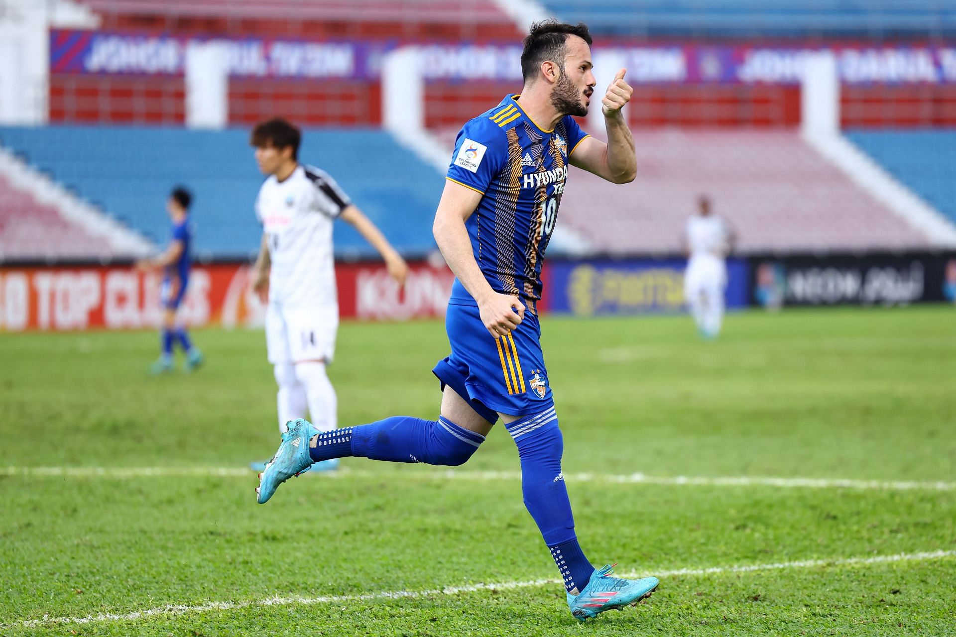 Ulsan Hyundai will square off against Pohang Steelers in their upcoming K League 1 fixture