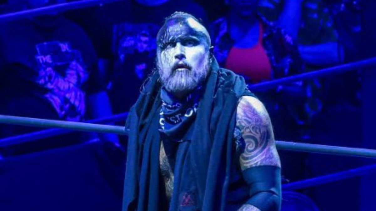 Malakai Black details what goes into misting opponents