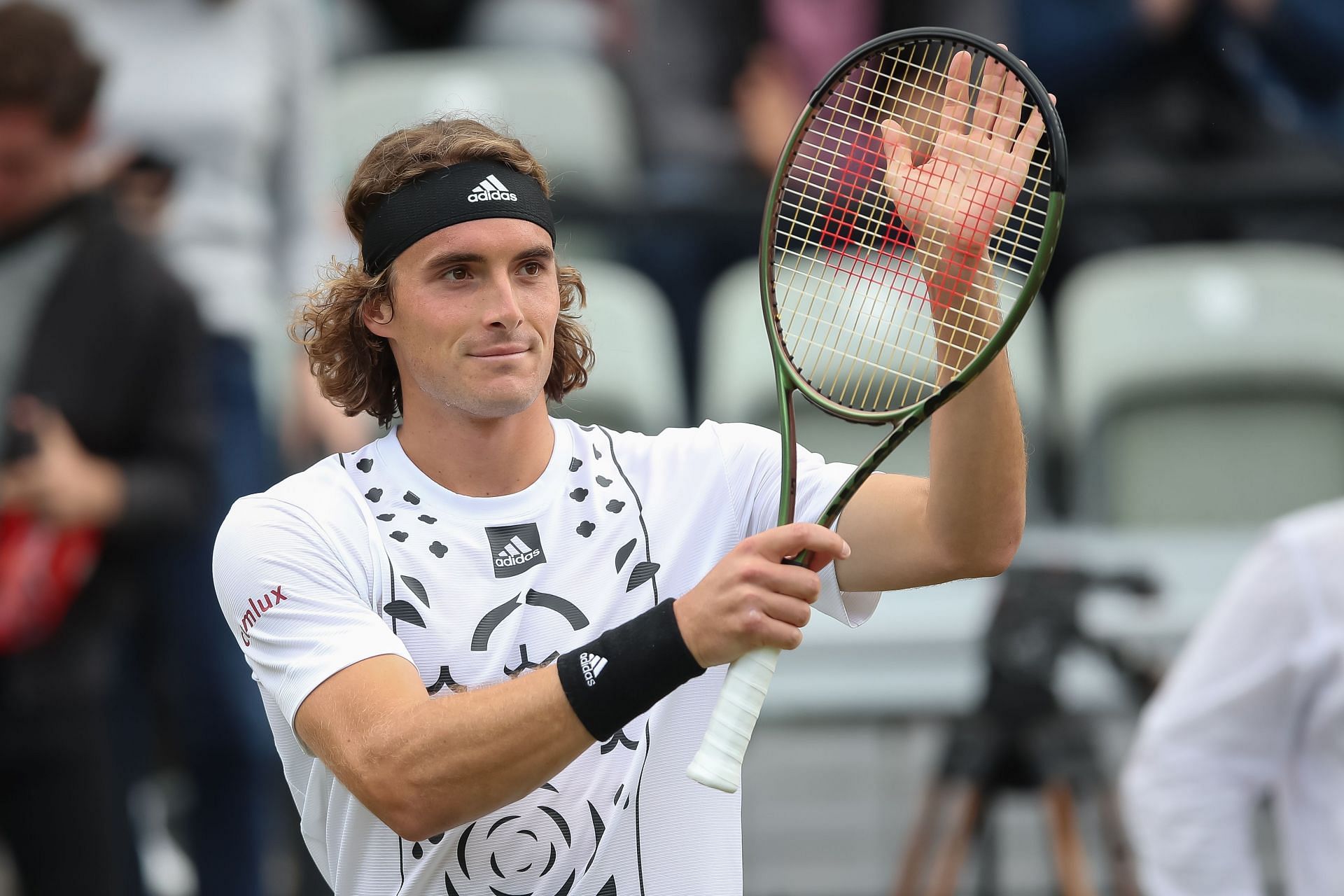 Stefanos Tsitsipas continues the hunt for his first grasscourt title