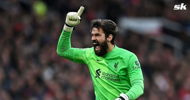 “I look a lot to him as he is really visible on the pitch” – Alisson names Liverpool teammate he trusts to give the ball