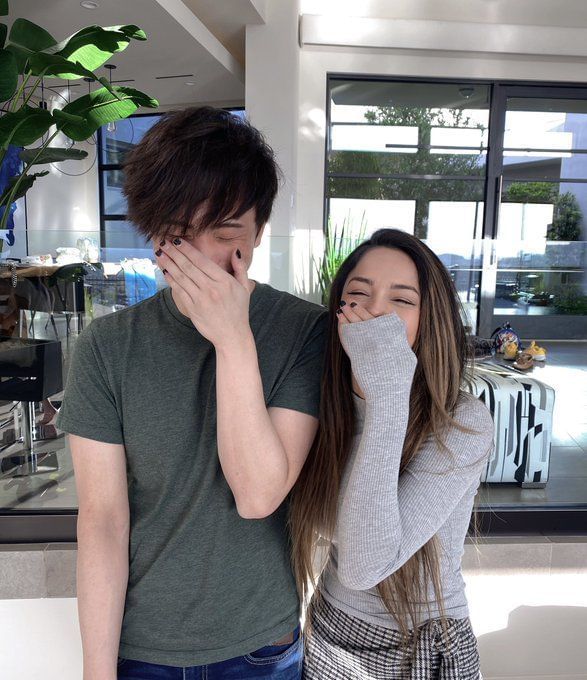 WATCH: Sykkuno gets awkward as Valkyrae sings ‘Happy Birthday’ to him