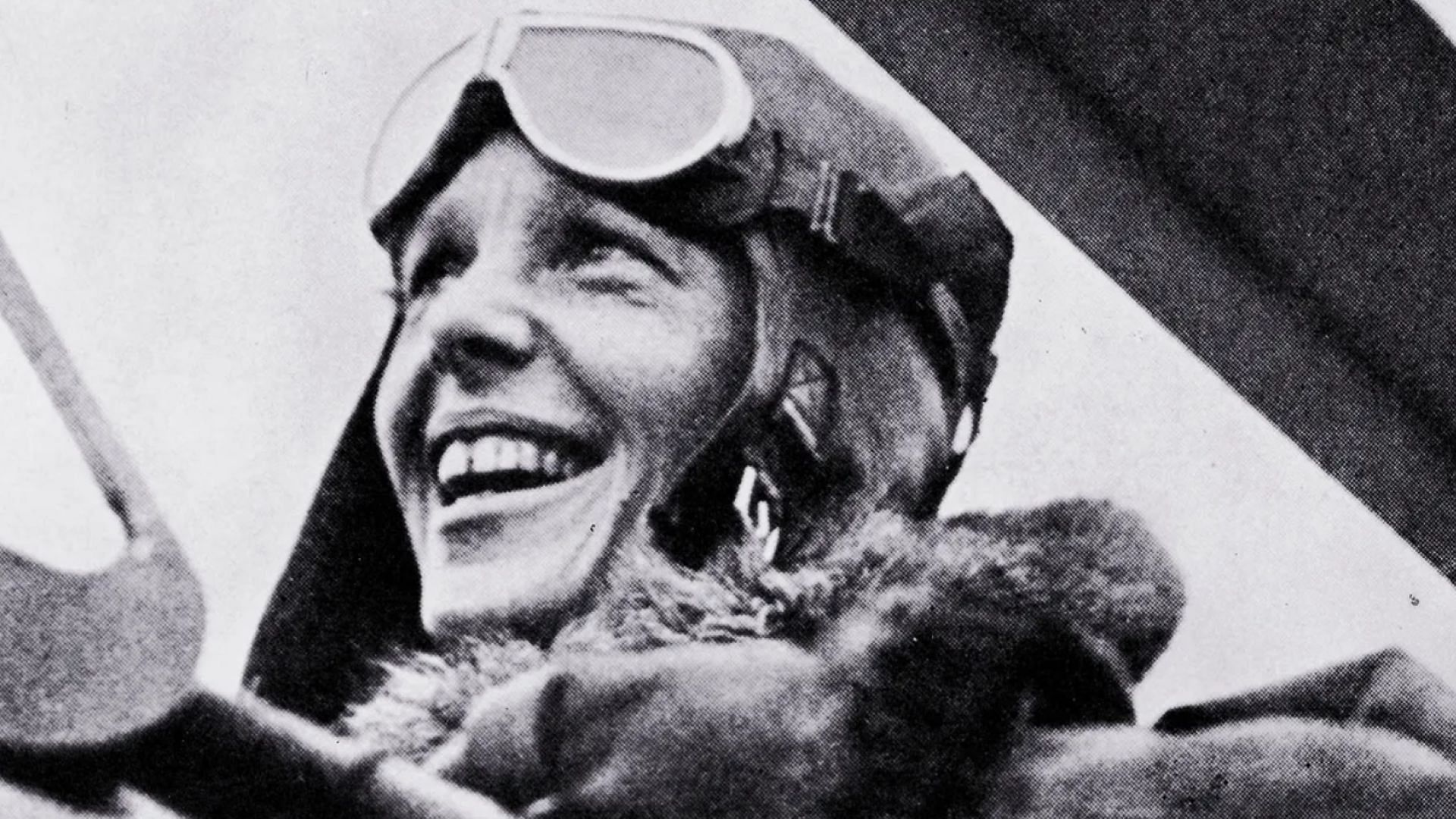 Amelia Earhart (Image via popperfoto)