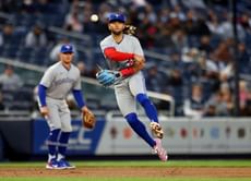 “Bo bichette looked like Michael Jordan making that catch” - Toronto Blue Jays shortstop Bo Bichette stuns viewers with a full-extension double-play grab