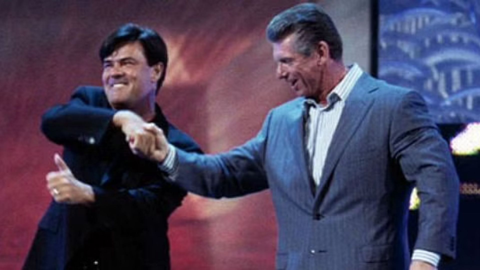 Eric Bischoff shaking Vince McMahon&#039;s hand to be General Manager of RAW