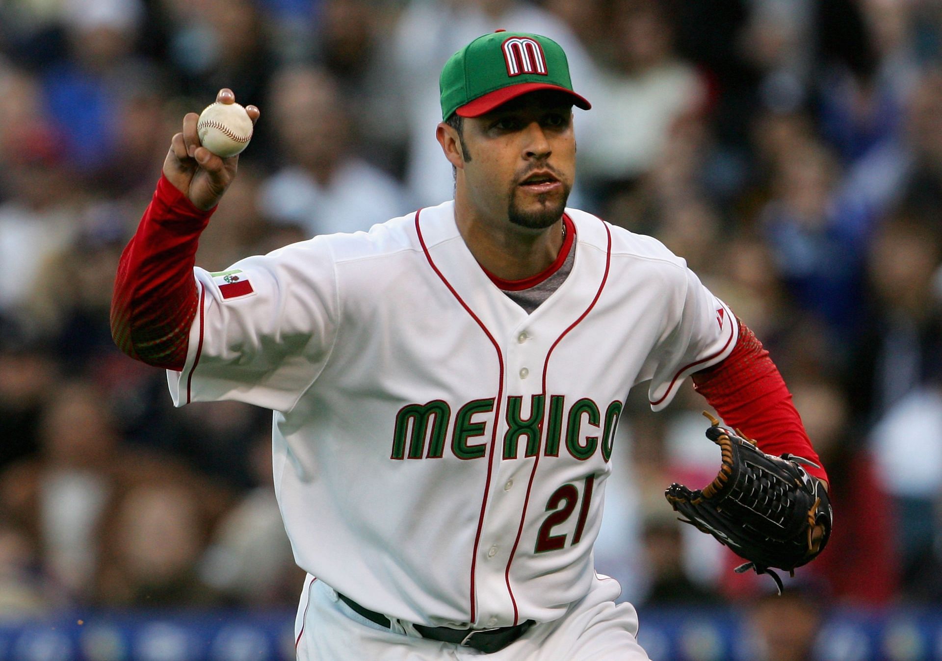 Two-time All-Star Esteban Loaiza