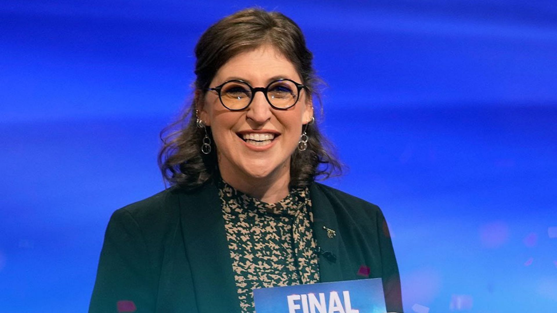 Mayim Bialik hosted the June 15, 2022 episode (Image via jeopardy/Instagram)