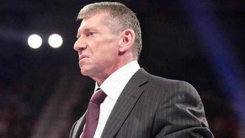 WWE सुपरस्टार ने कंपनी पर गुस्सा निकाला है