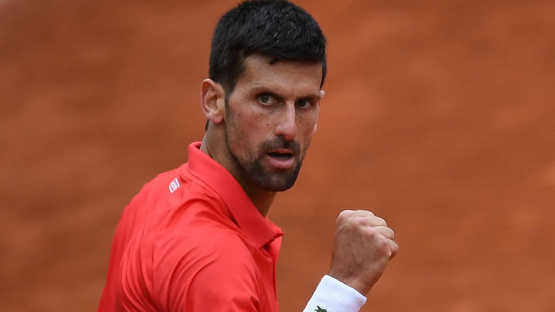 Novak Djokovic kept hitting his forehands aggrressively in the second set