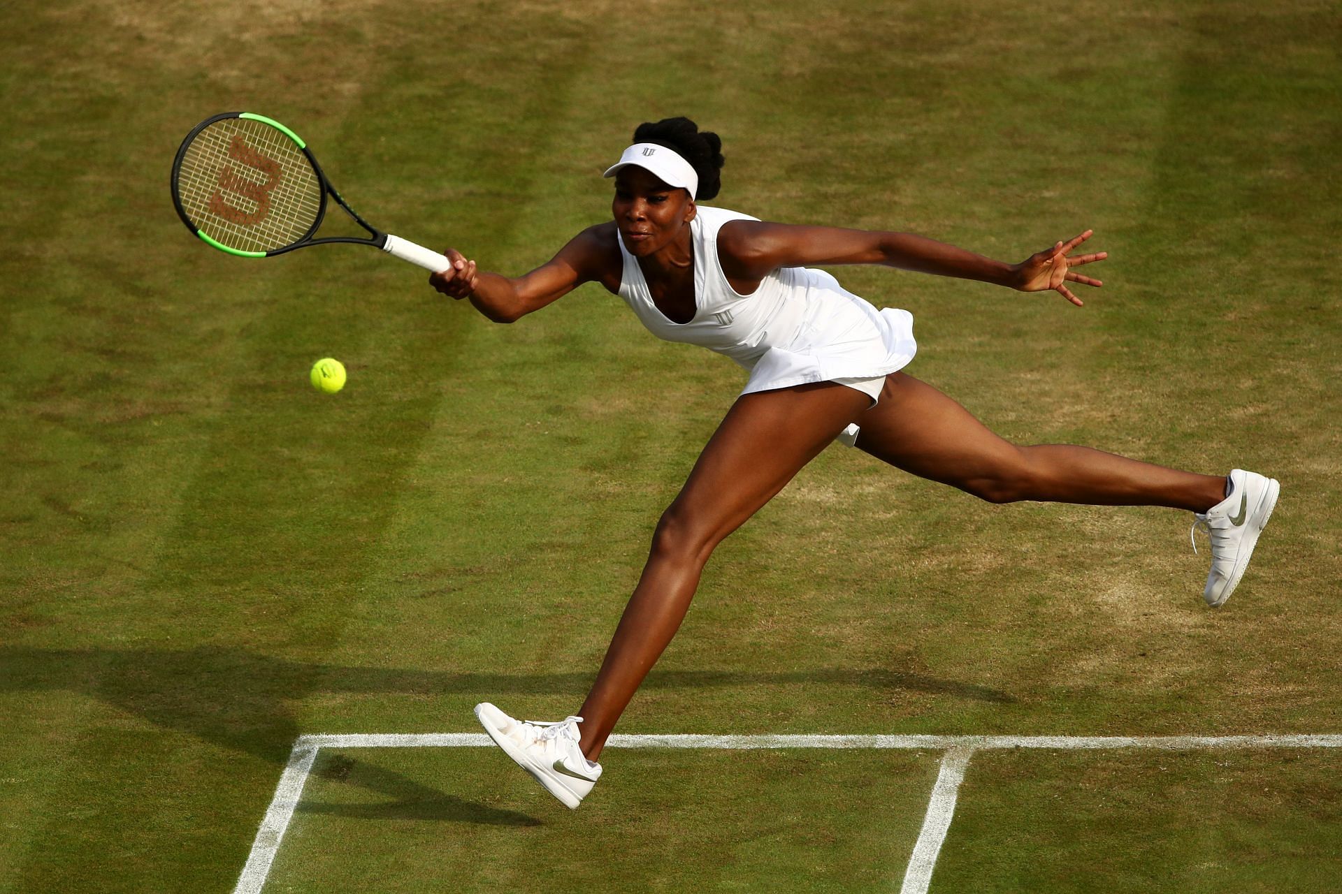 Venus Williams plays a forehand