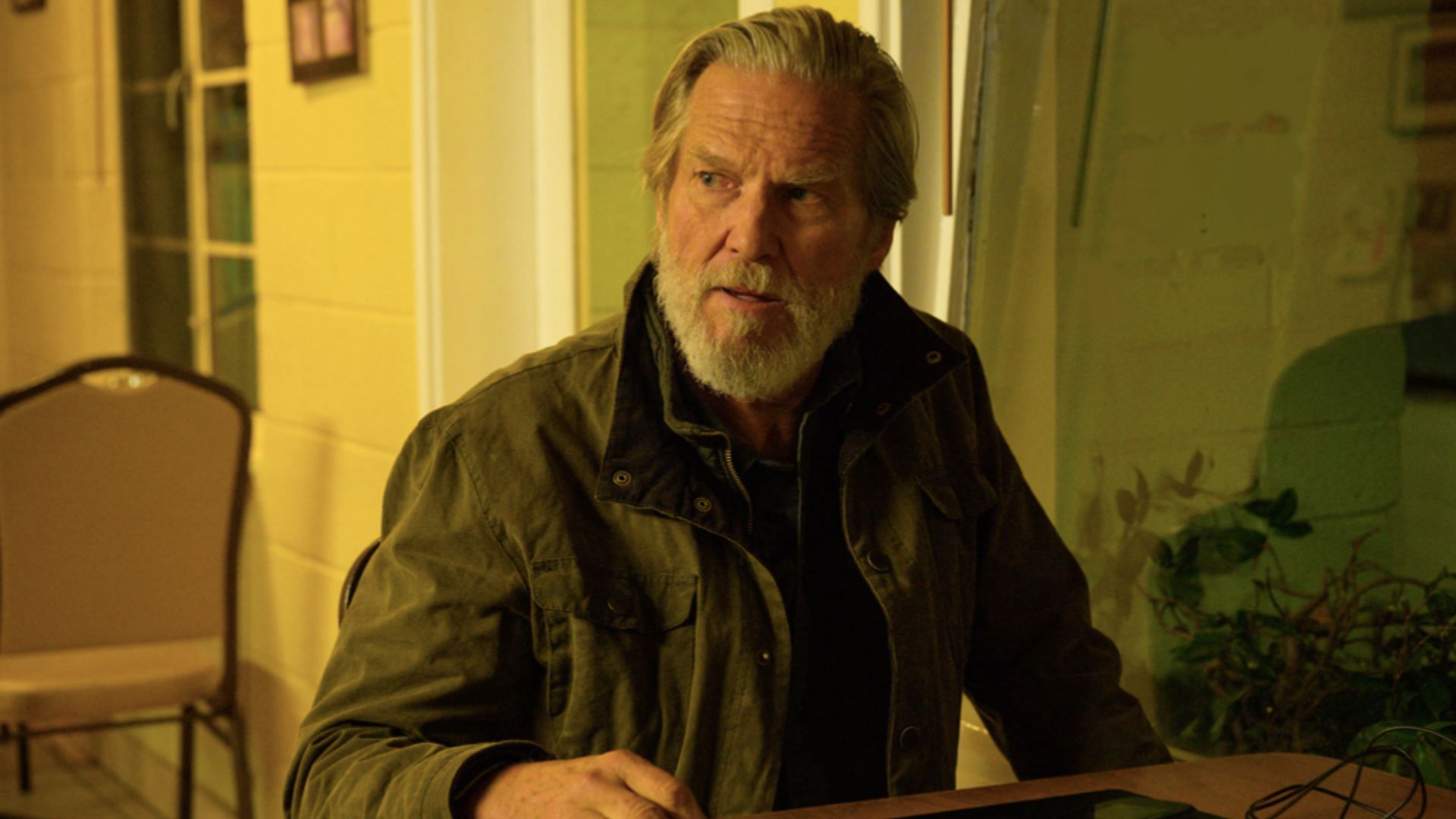 Jeff Bridges in The Old Man (Image via IMDb)