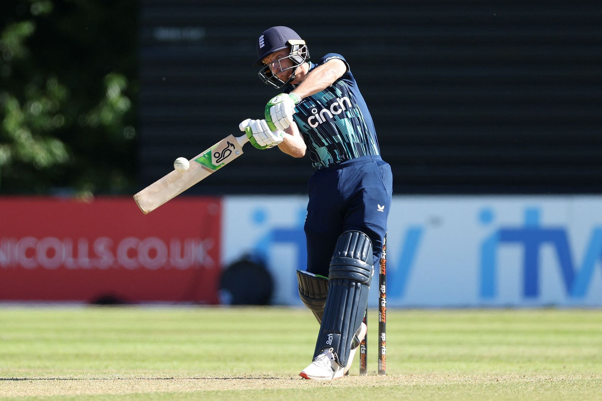 Netherlands v England - 3rd One Day International