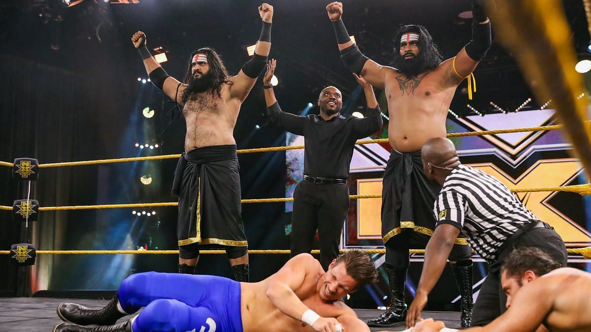WWE में भारतीय सुपरस्टार वीर महान ने पहला मैच किसके खिलाफ लड़ा था?