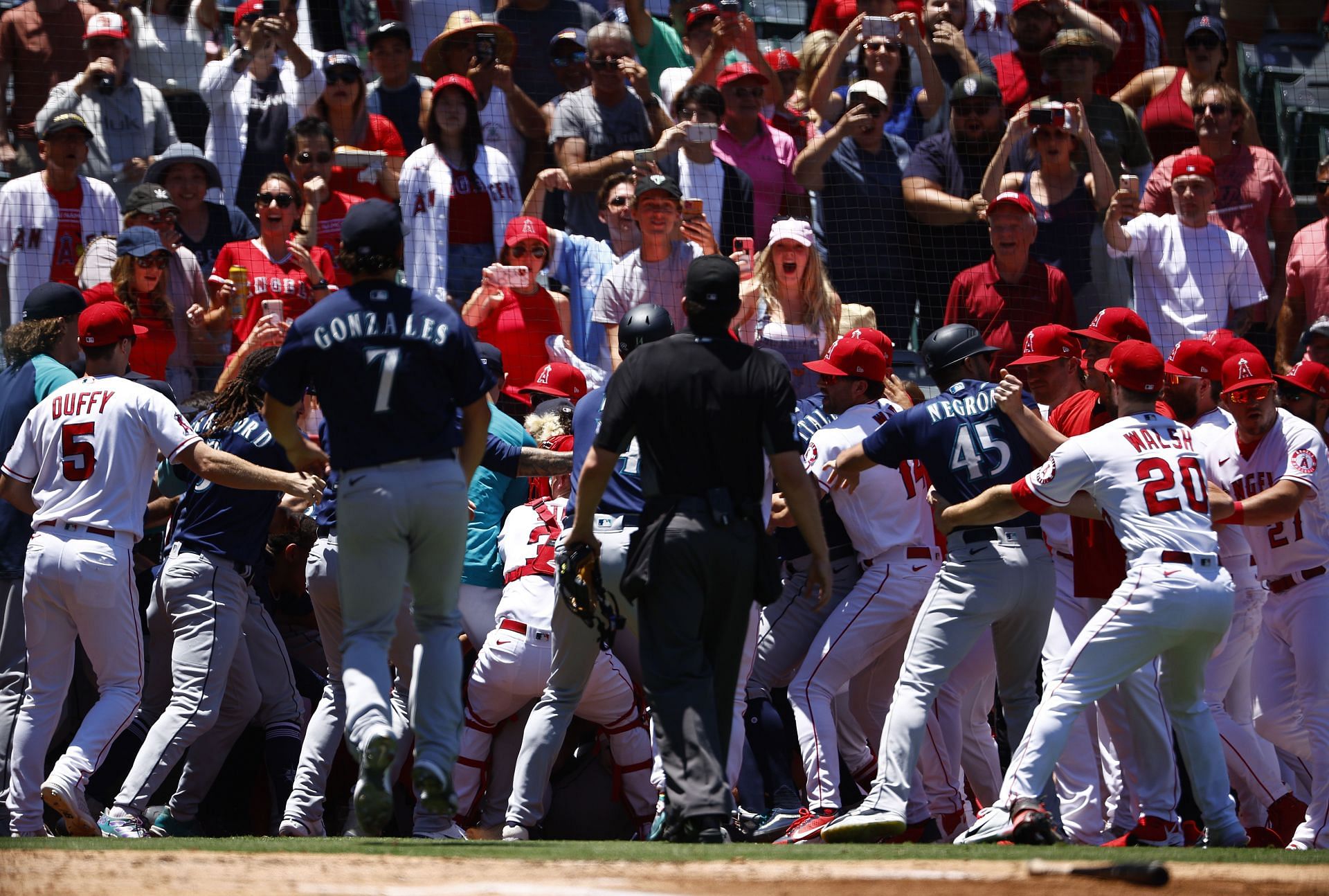 Seattle Mariners v Los Angeles Angels