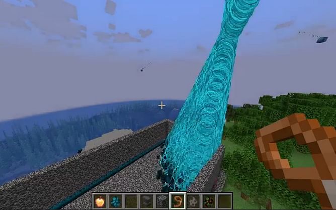 Redditor accidentally creates Warden death ray in Minecraft 1.19 update