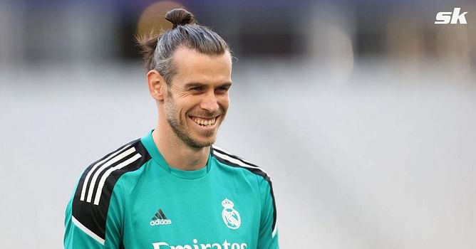 Gareth Bale offered free ice hockey season ticket as part of request to join club this summer