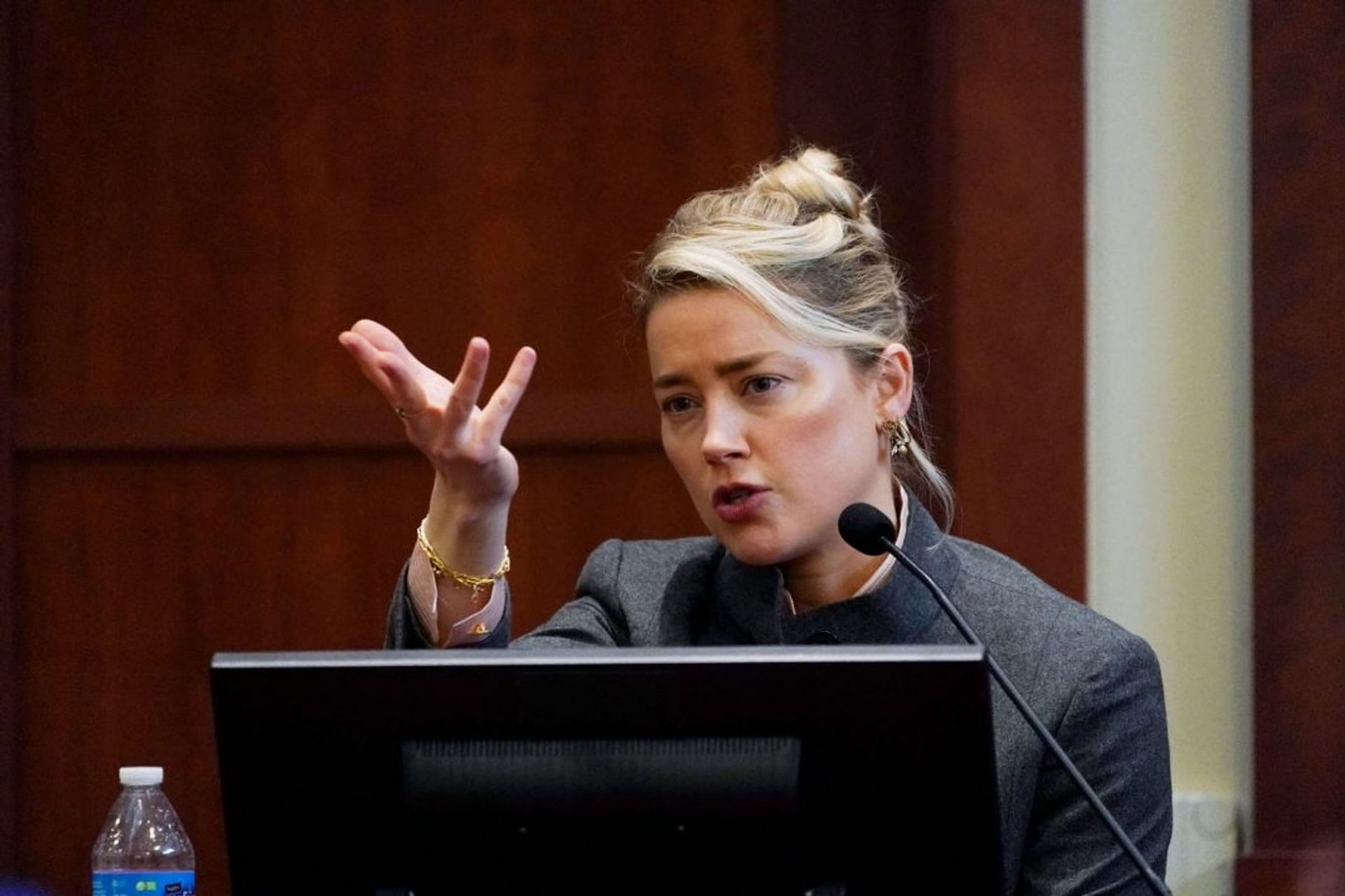 The juror admits to feeling &quot;uncomfortable&quot; with Amber Heard&#039;s constant eye contact (Image via Getty Images)
