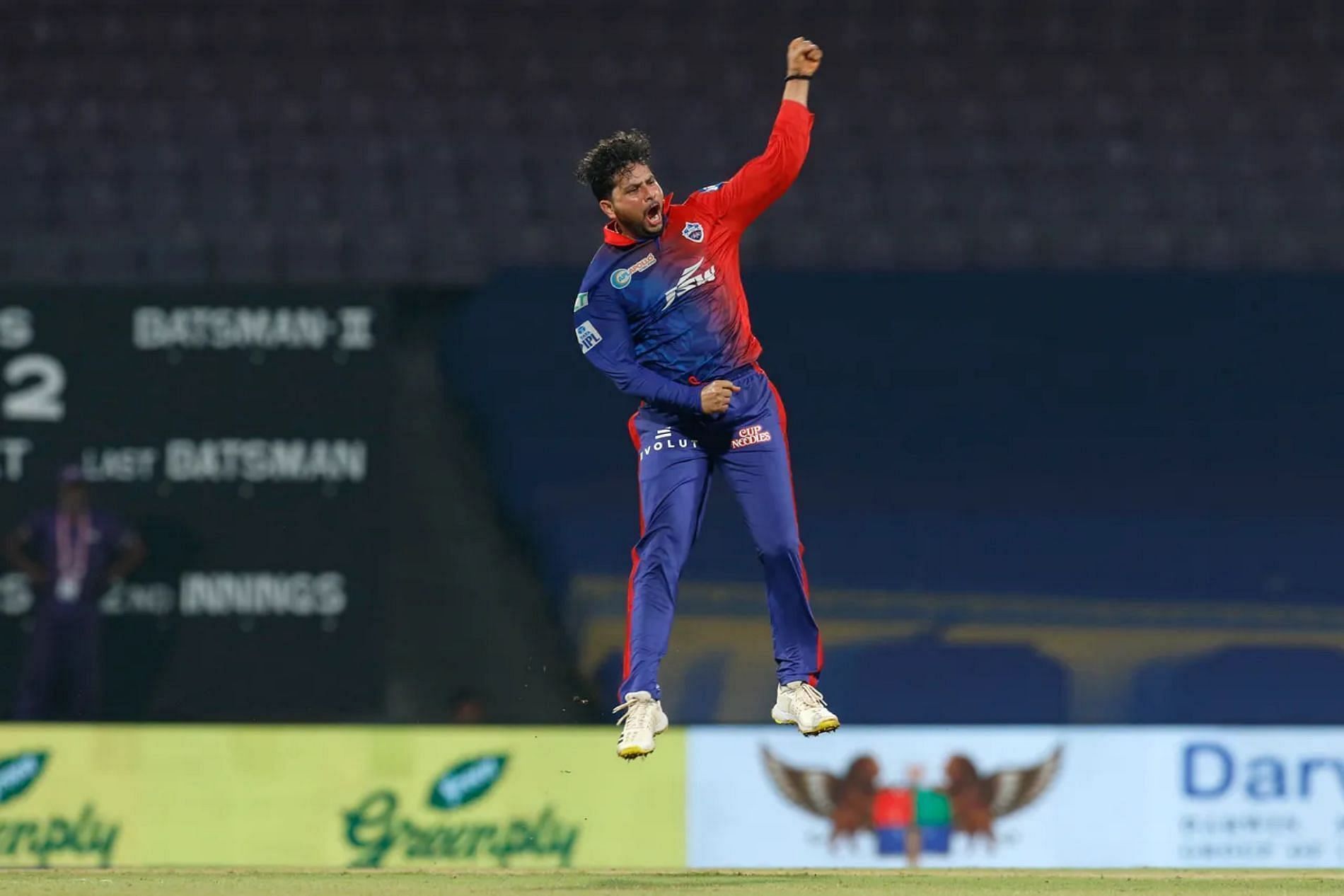 कुलदीप यादव ने आईपीएल 2022 में 14 मैचों में 21 विकेट लिए