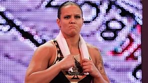 "बेवकूफों की तरह किसी पर भी विश्वास करना बंद करें" - WWE के फेमस Superstar ने फैंस को दिया कड़ा संदेश