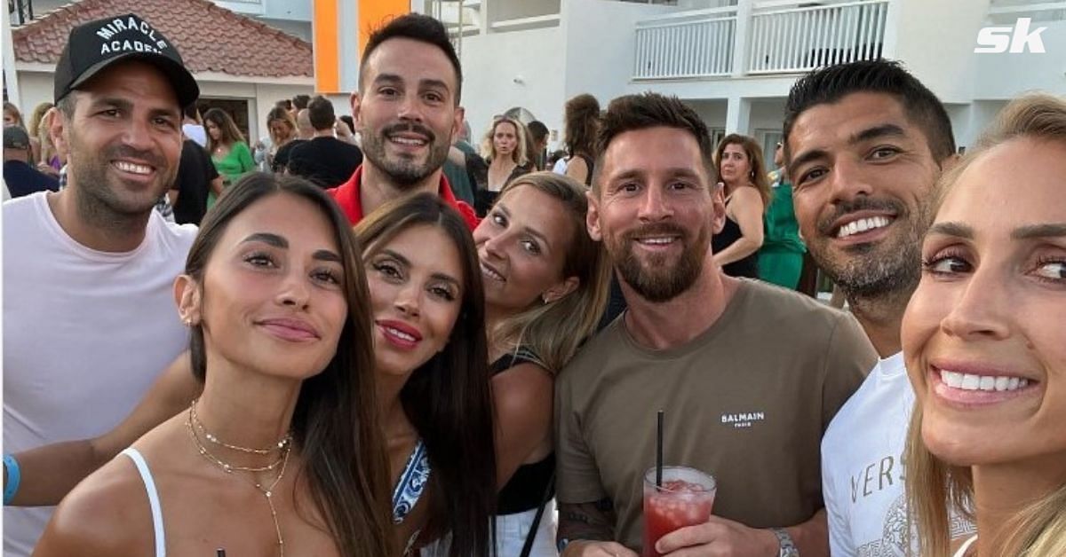 Messi and friends enjoy a holiday