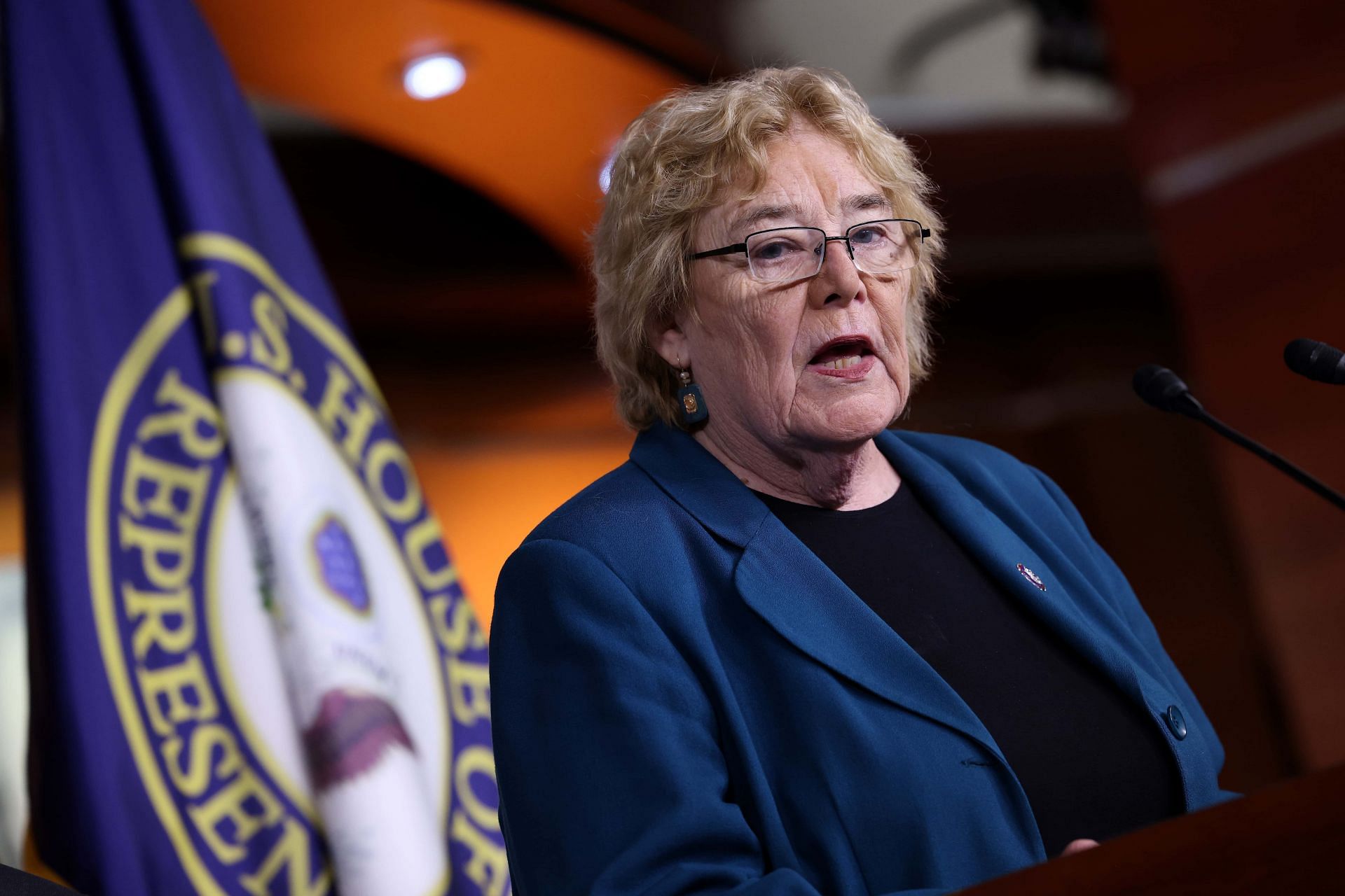 Zoe Lofgren backs legislation that aims to prevent presidential abuses of power (Image via Kevin Dietsch/Getty Images)