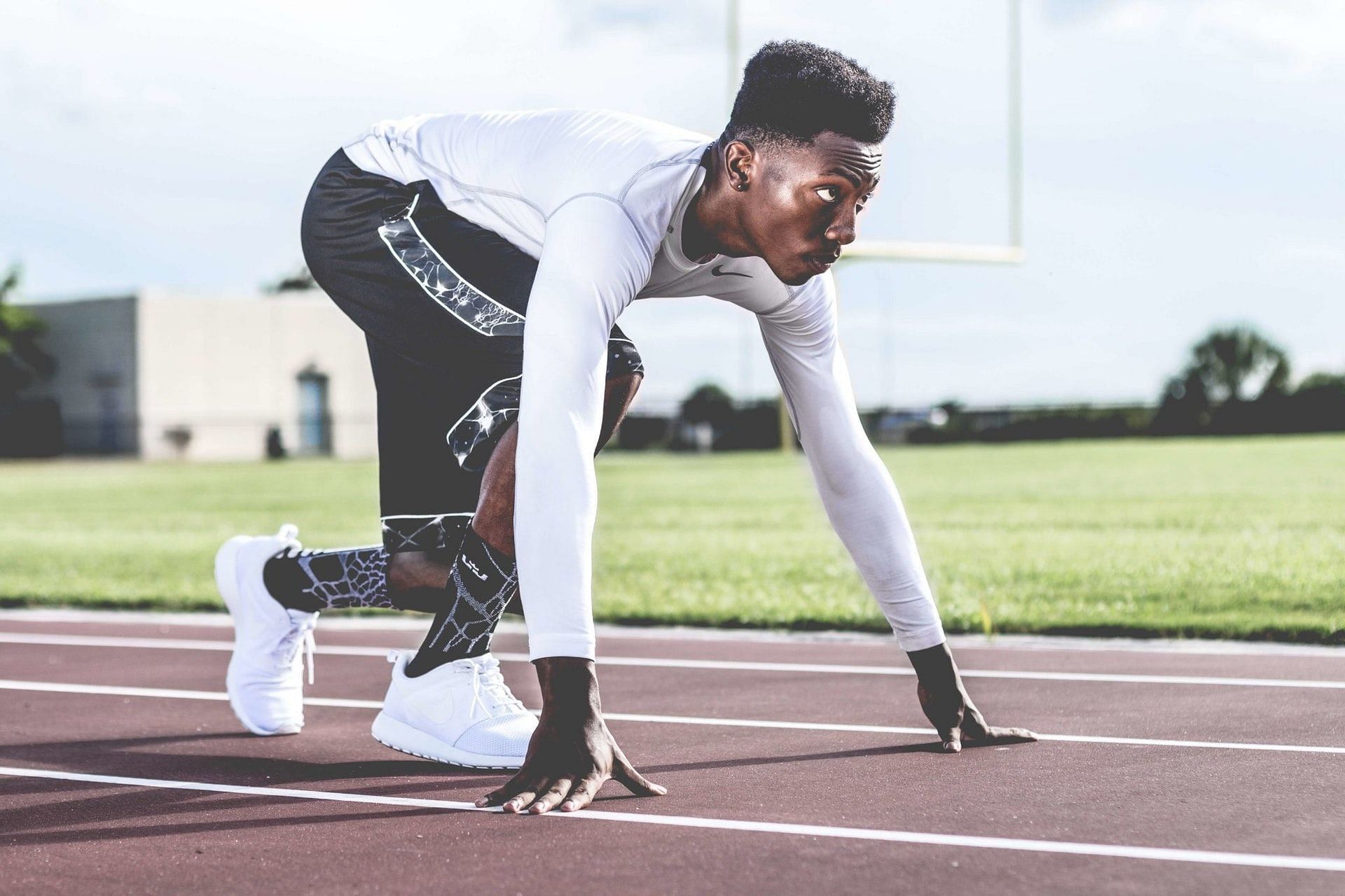 Improve sprint performing using speed drills. (Image via Pexels/Photo by nappy)