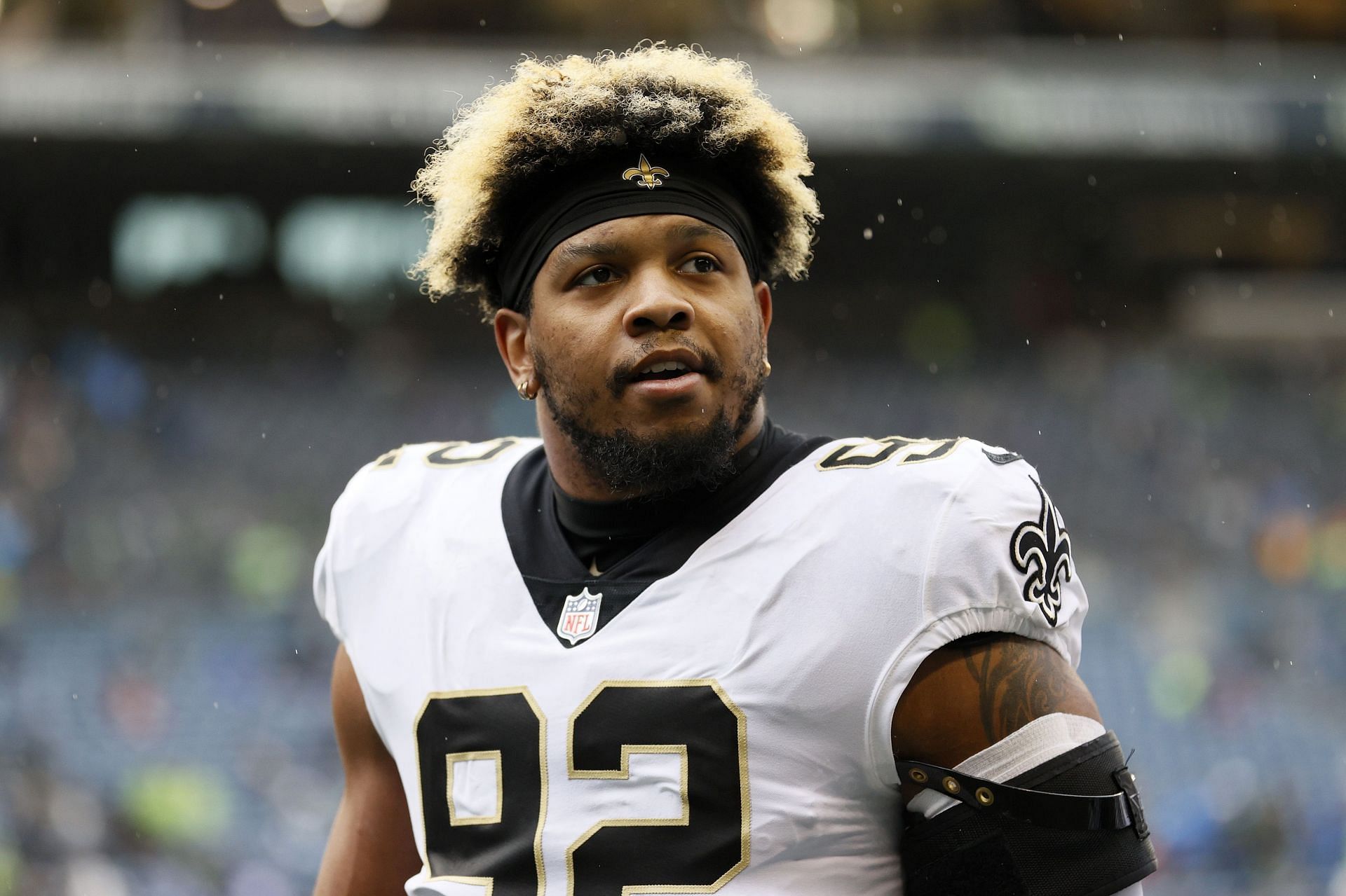 Marcus Davenport suffered a horrible injury on his finger during offseason
