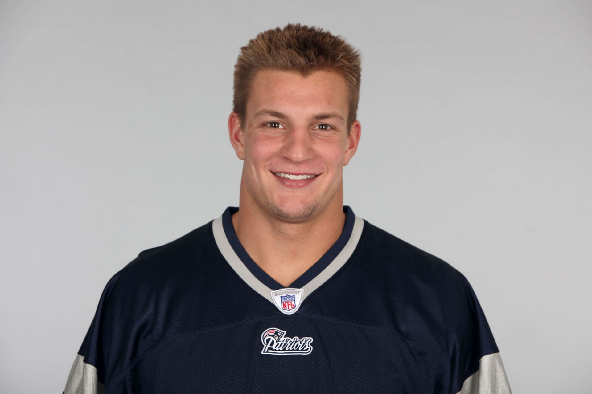Gronkowski first headshot with the 2010 New England Patriots