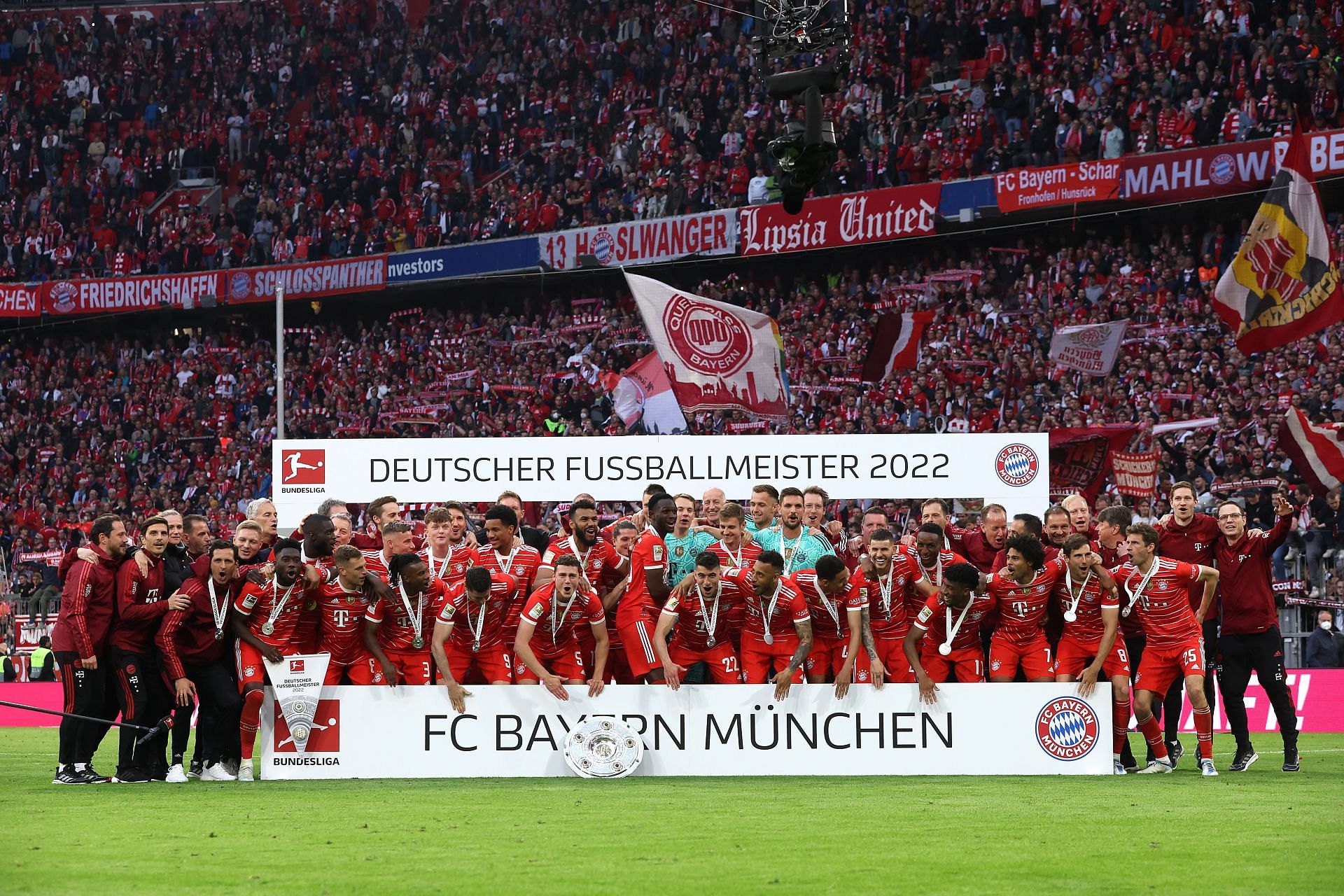 FC Bayern M&uuml;nchen v VfB Stuttgart - Bundesliga