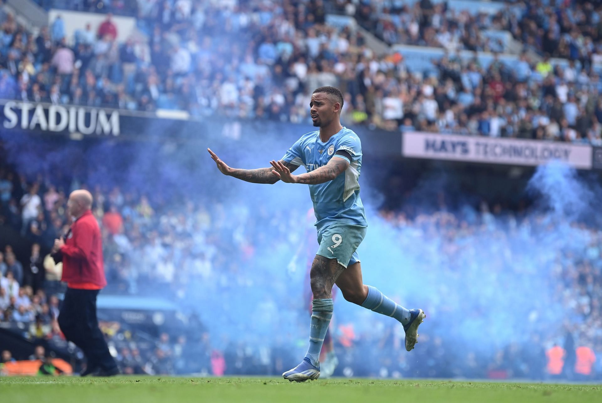 Gabriel Jesus appears to be heading to the red side of north London