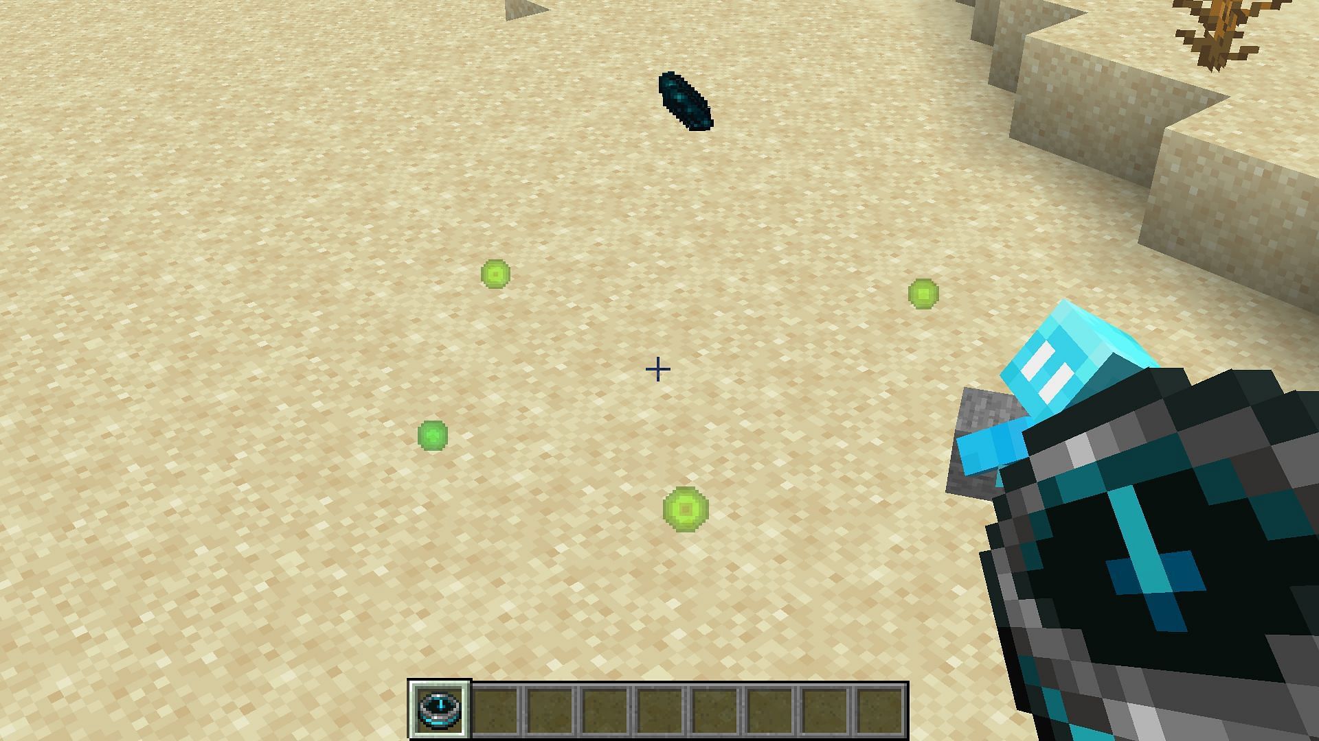 A recovery compass pointing towards the last death location of a player (Image via Minecraft 1.19)
