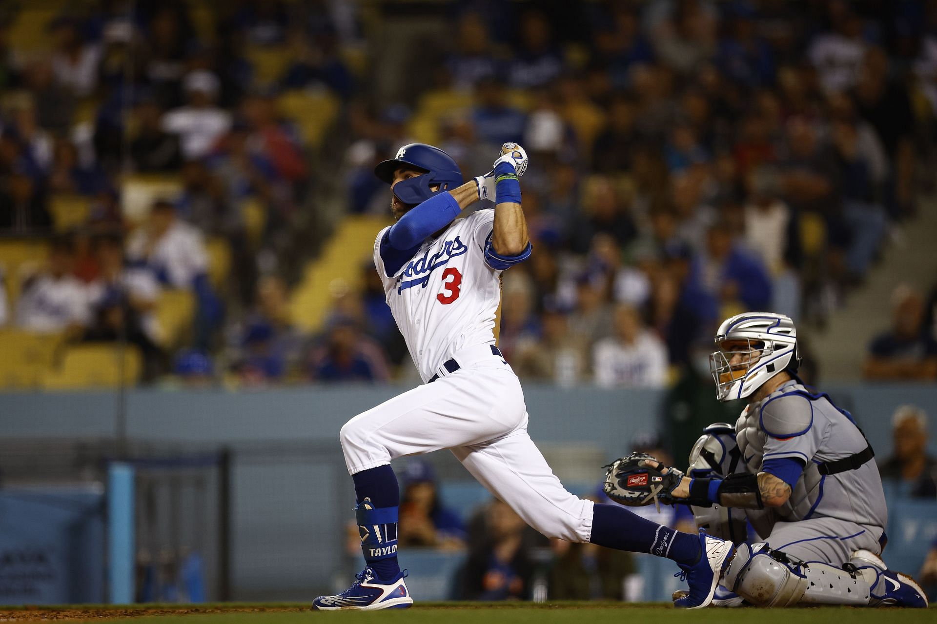 Chris Taylor bats for the Los Angeles Dodgers.