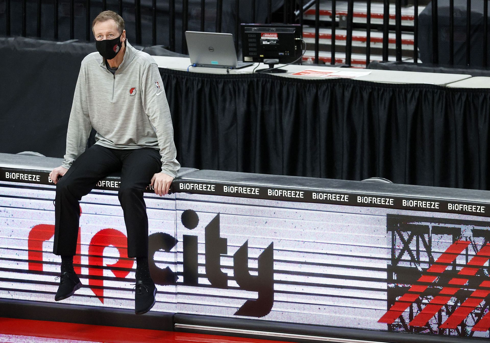 Terry Stotts looks on at the game