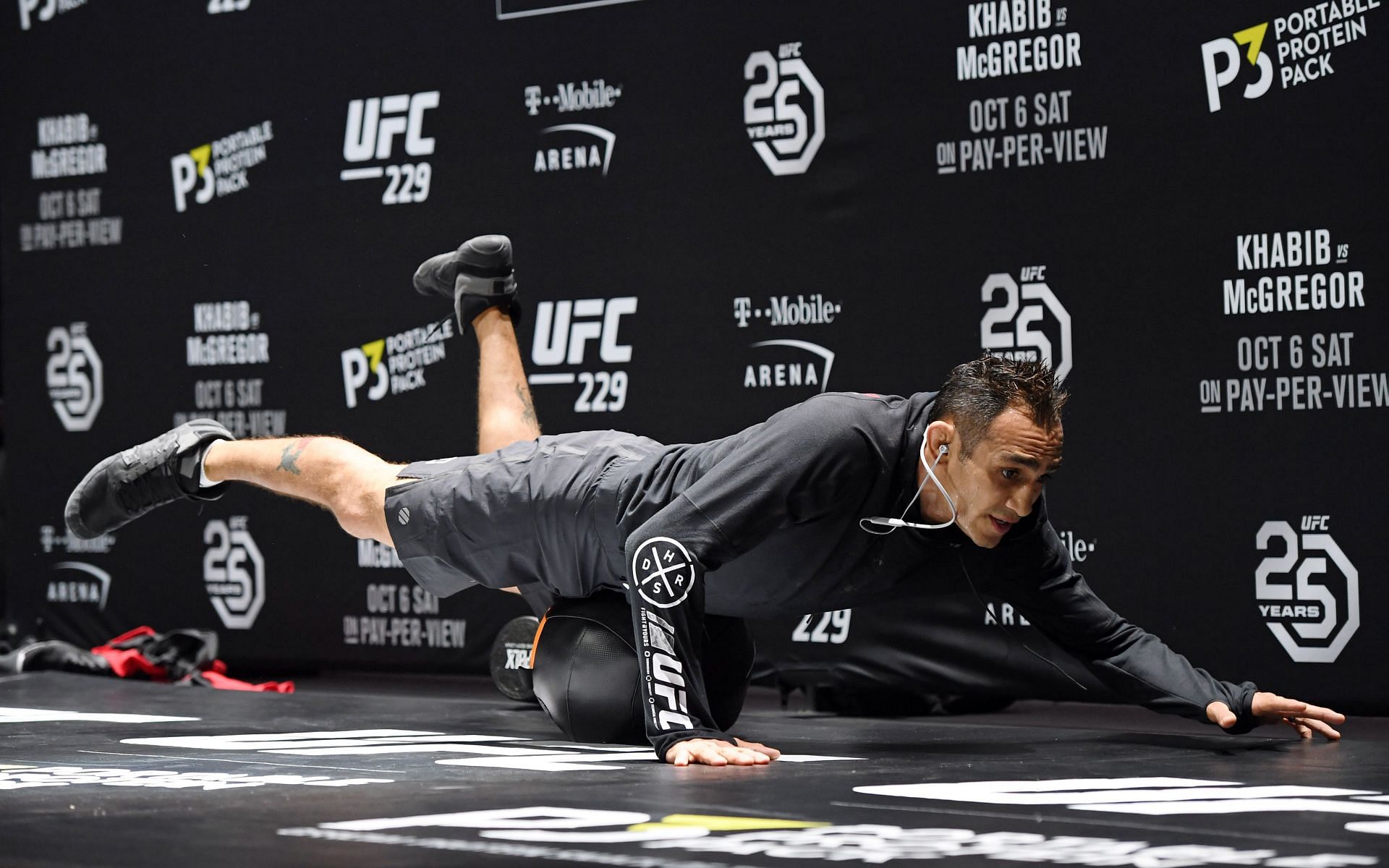 Former UFC interim lightweight champion Tony Ferguson during the open workouts at UFC 229: Khabib vs. McGregor [Image courtesy of Getty]