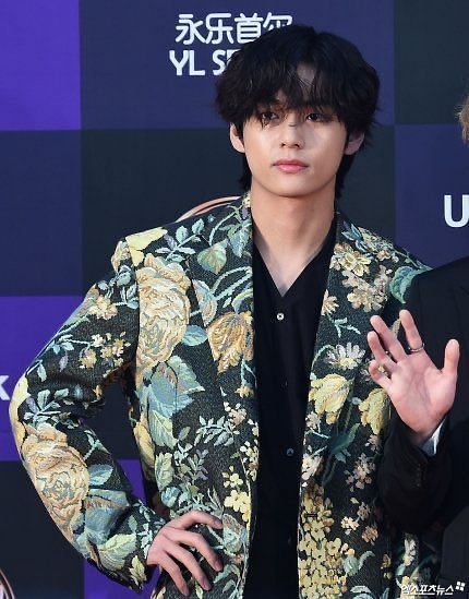 BTS's Louis Vuitton Outfits Are Playing Tricks On Everyone's Eyes