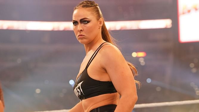 "Deserved that for even thinking about getting her lazy a** off her couch and coming back to WWE" - 3-time champion puts Ronda Rousey on notice