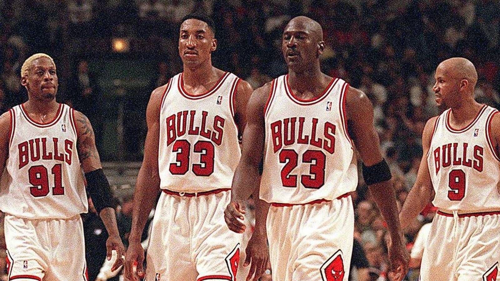The Chicago Bulls defense was an unsung part of their dynasty in the &#039;90s. [Photo: Yardbarker.com]