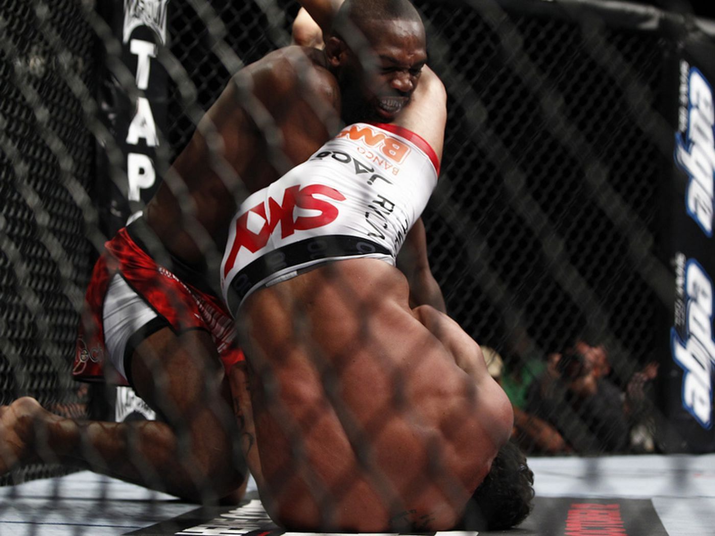 Vitor Belfort almost shocked the world by coming close to submitting Jon Jones in 2012