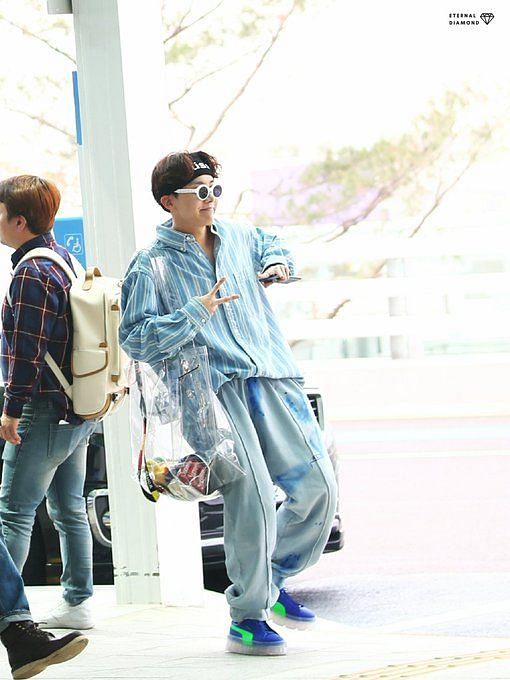 k-fashion-beauty-lifestyle: BTS J-Hope airport