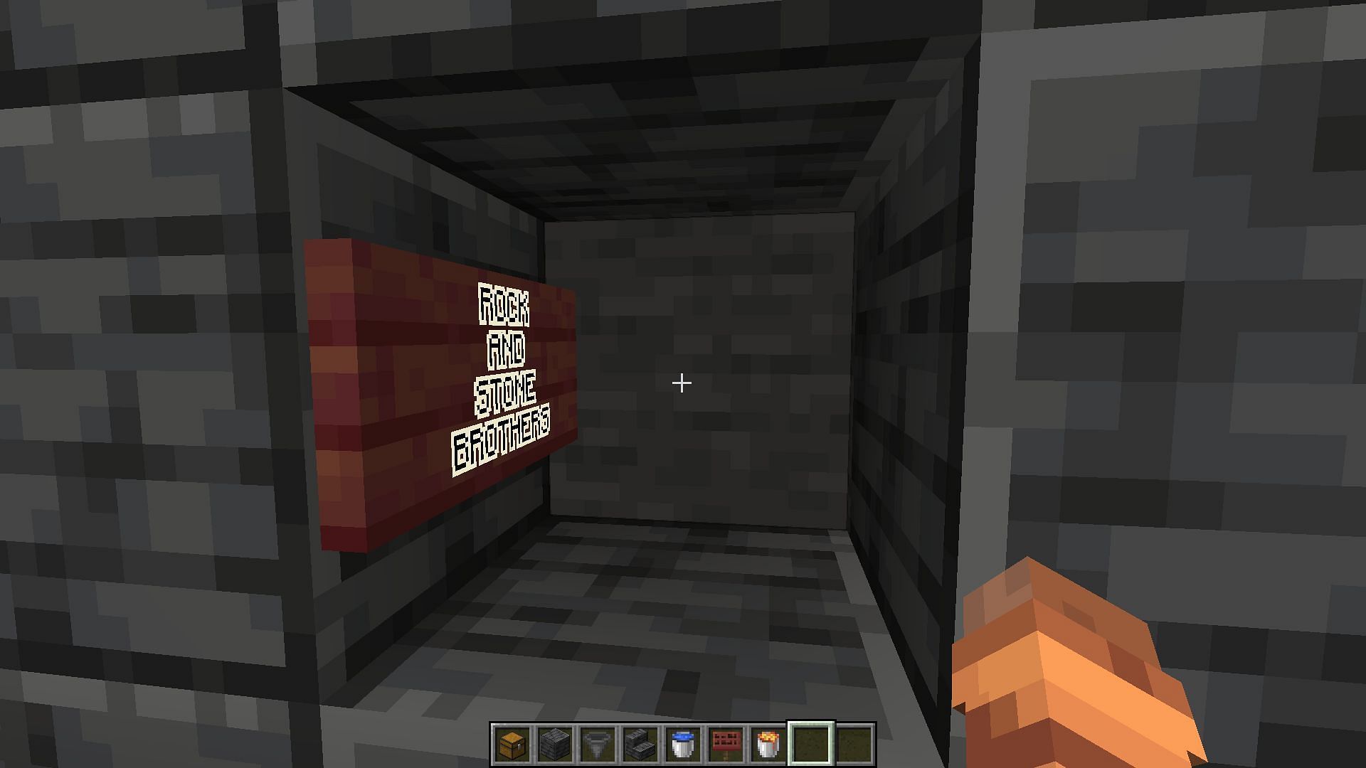 The side hole with the sign in place (Image via Minecraft)