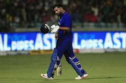 "A left-hander doesn’t need to hit with the spin every time" - Parthiv Patel analyzes Rishabh Pant's struggles with the bat